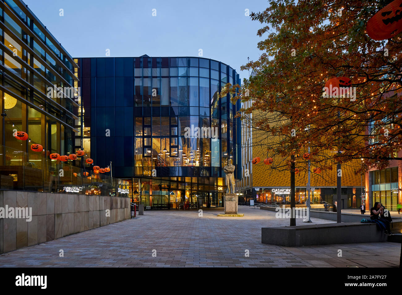 Manchester HOME Centro per l arte contemporanea internazionale, il teatro e il film sulla prima strada Foto Stock