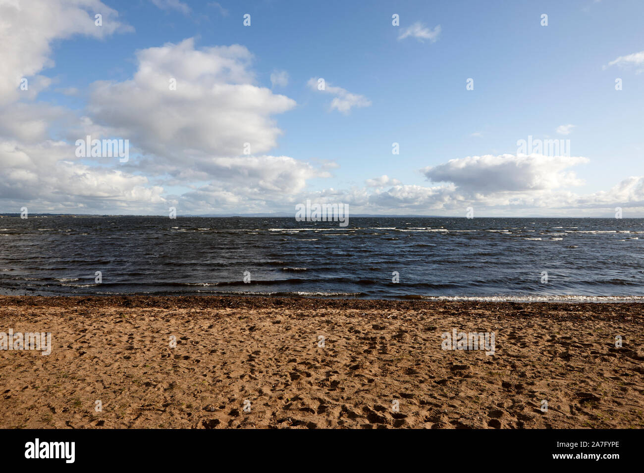 Spiaggia sabbiosa a ballyronan sulle rive del Lough Neagh County Londonderry Irlanda del Nord Foto Stock