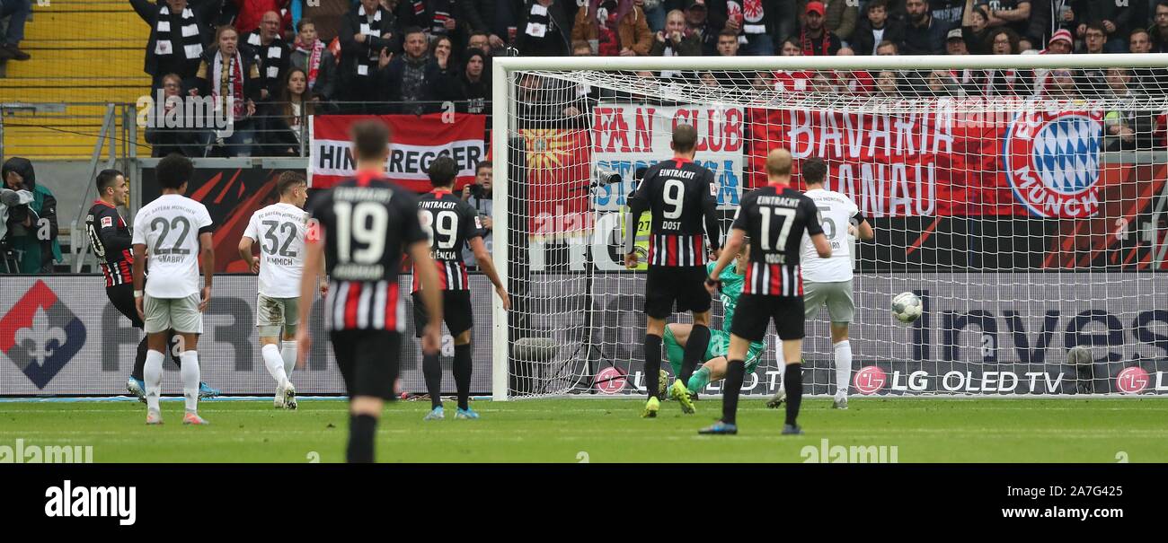 Firo: 02.11.2019, calcio, 1.Bundesliga, stagione 2019/2020, Eintracht Frankfurt - FC Bayern Monaco di Baviera obiettivo a 1: o da KOSTIC | Utilizzo di tutto il mondo Foto Stock