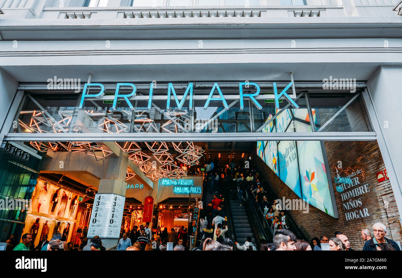 Natale Di Primark Immagini e Fotos Stock - Alamy