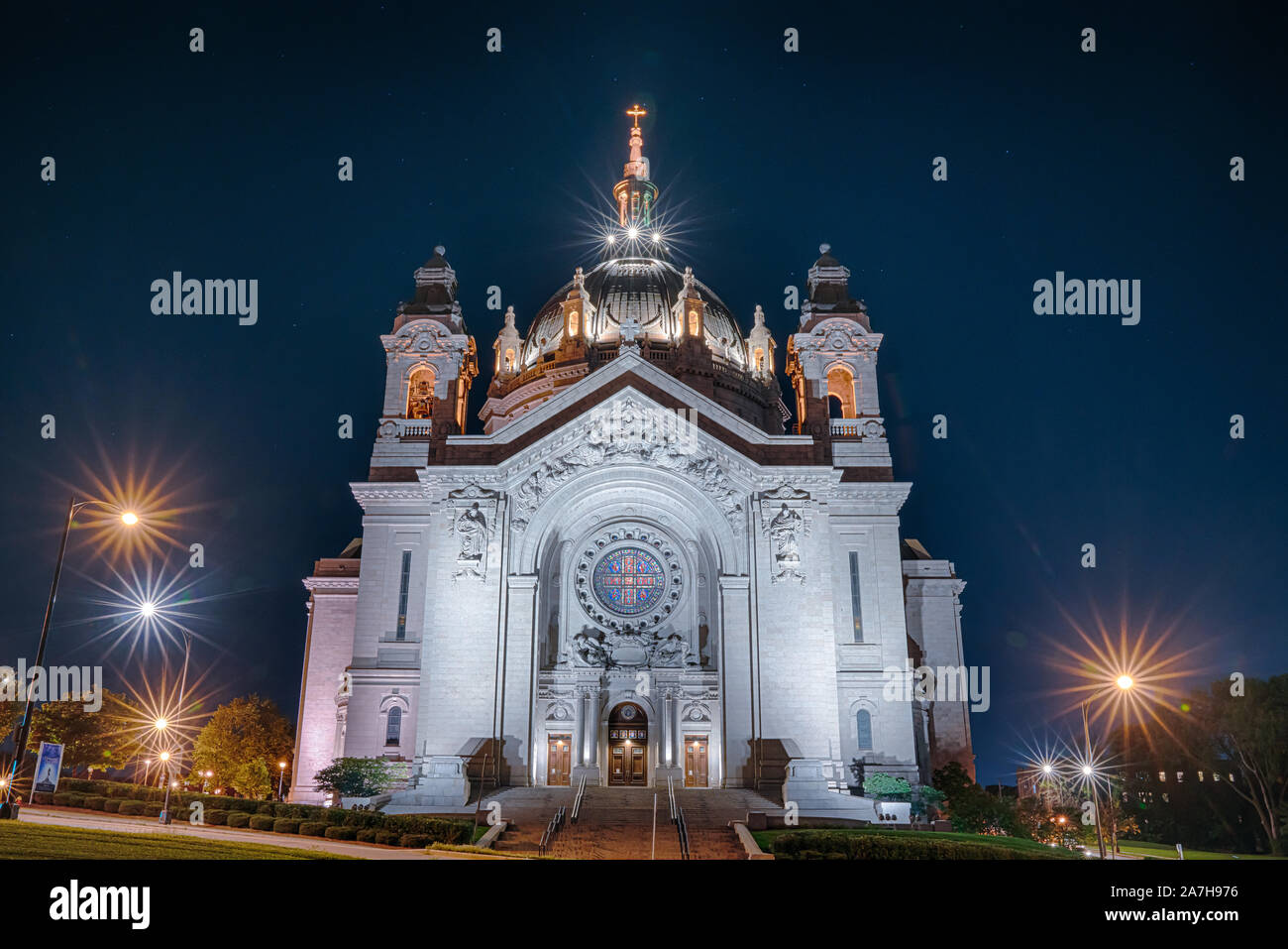 Cattedrale di San Paolo durante la notte di San Paolo, Minnesota Foto Stock