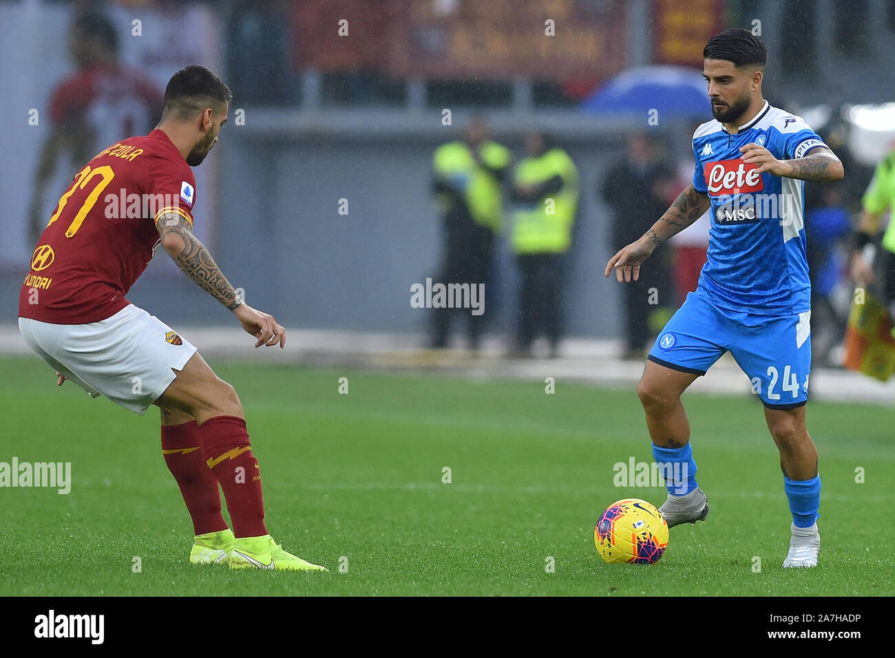 Roma, Italia. 02Nov, 2019. Il calcio di Serie A Roma v Napoli, Stadio Olimpico.Roma (Italia), Novembre 02nd, 2019 Leonardo Spinazzola e Lorenzo Insigne Credit: Indipendente Agenzia fotografica/Alamy Live News Foto Stock