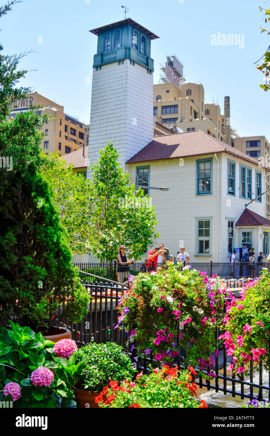 Brooklyn Ice Cream Factory Vicino A Old Fulton Street E Pier 1, Brooklyn, New York Foto Stock