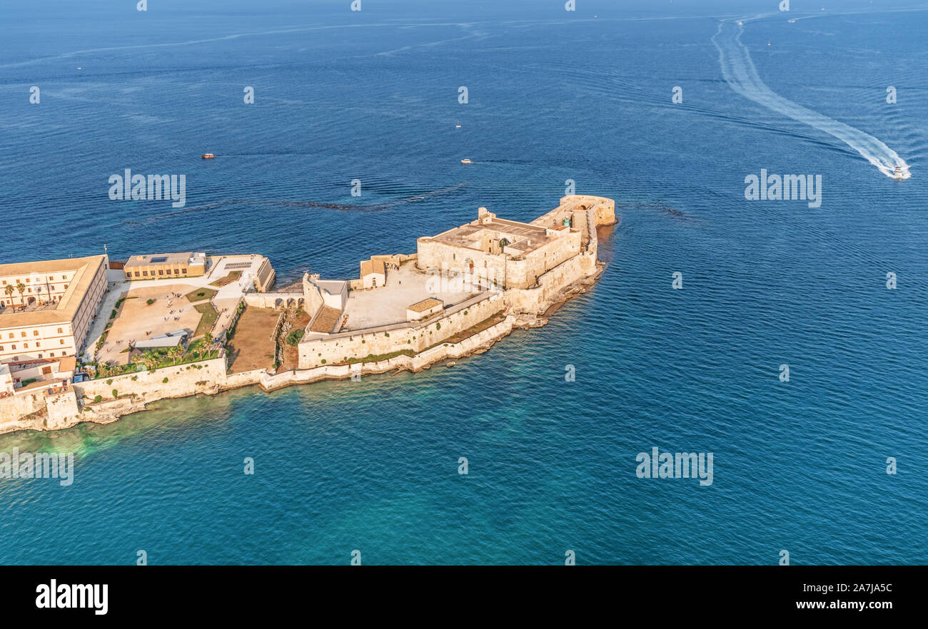 Siracusa Sicilia. Vista aerea di Maniace fortezza di Ortigia. Foto Stock