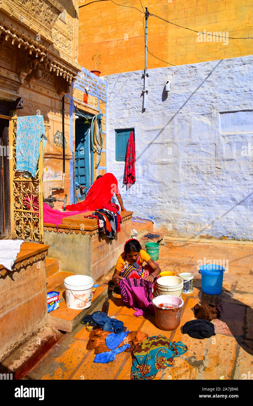 Giorno di lavaggio, Jaisalmer Fort, Jaisalmer, Rajasthan, India Foto Stock