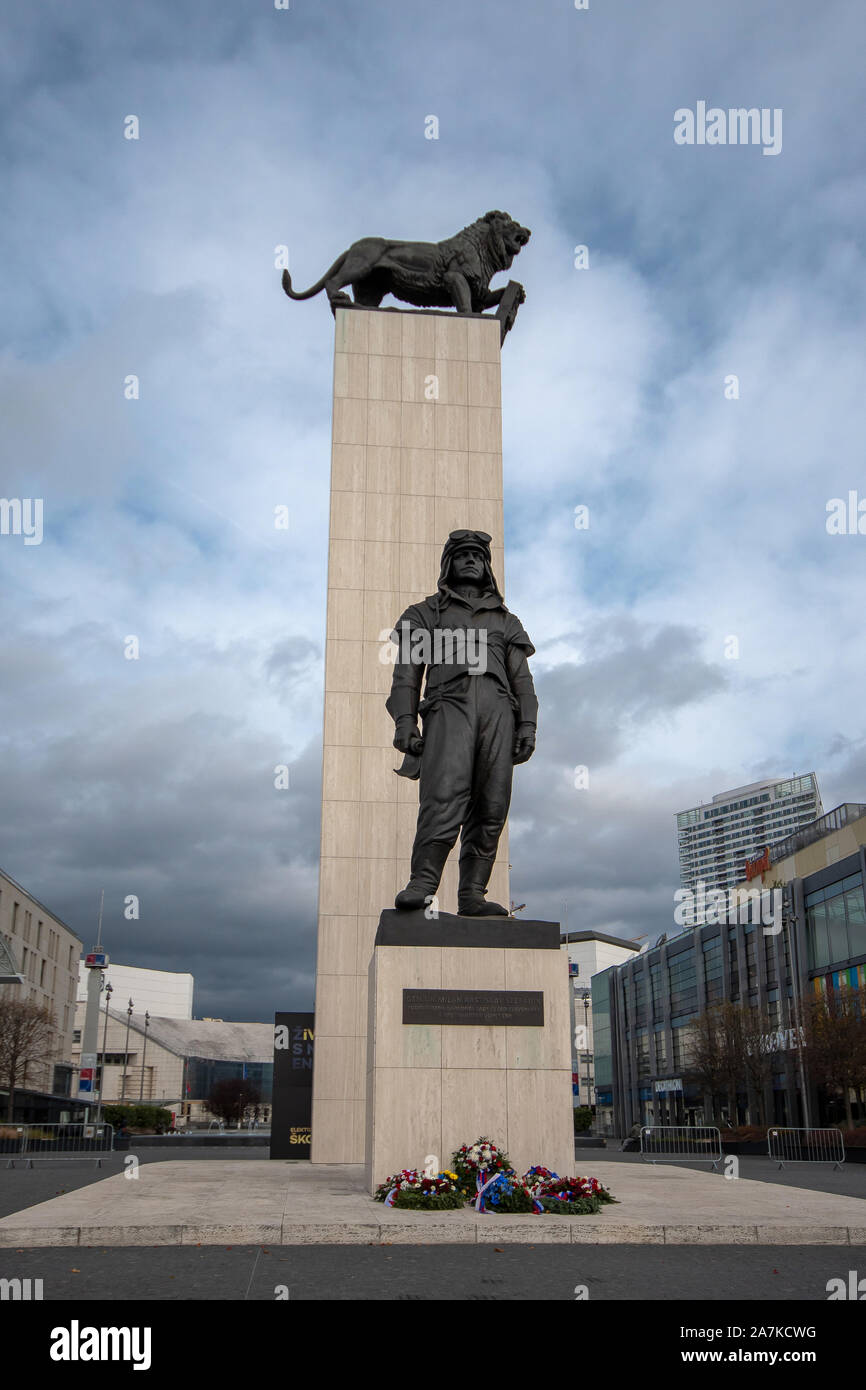 Statua del generale Milan Rastislav Stefanik, Bratislava, Slovacchia Foto Stock