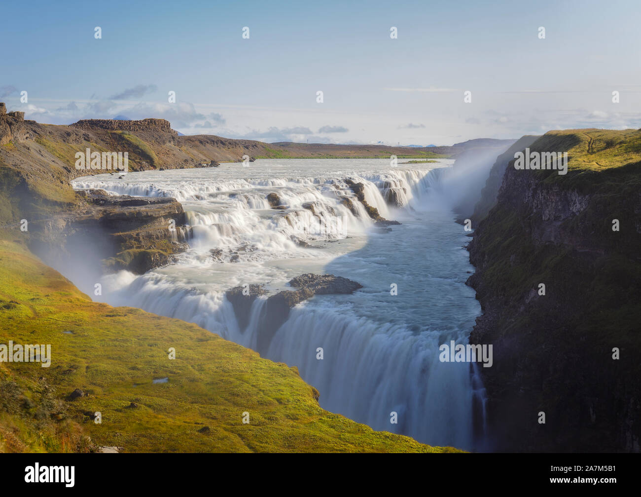 Gullfoss cascata in una giornata di sole, Islanda Foto Stock