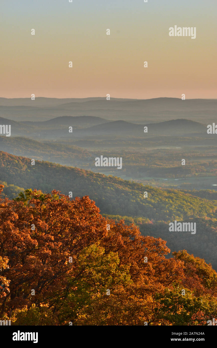 La mattina presto in Virginia e il Parco Nazionale di Shenandoah Foto Stock