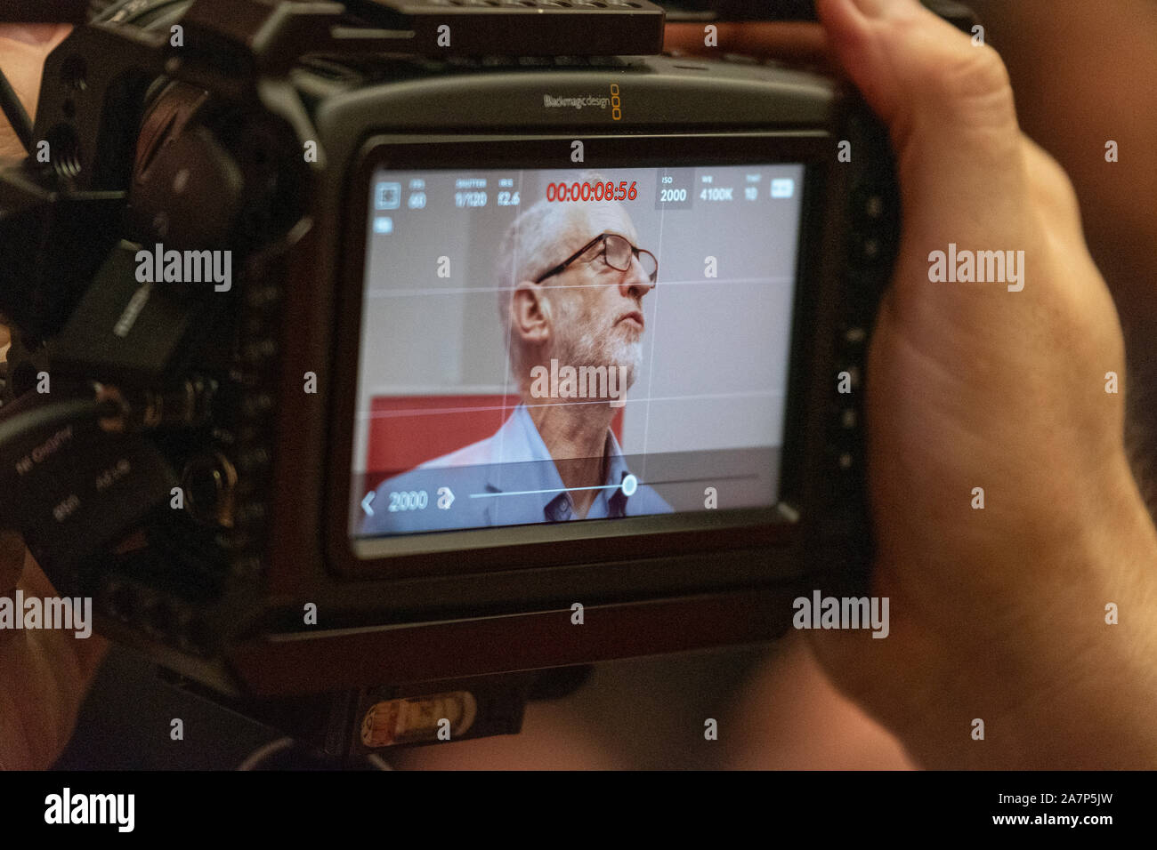 Elezione del Regno Unito 2019 raduno di lavoro tenutasi a Gloucester Università Oxstalls campus. Leader laburista Jeremy Corbyn visite Gloucester all'inizio della sua campagna per diventare primo Ministro. Foto Stock