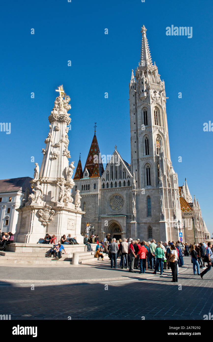 Matthias (Matyas) la Chiesa e la Piazza della Trinità. Il quartiere del castello di Budapest, Foto Stock