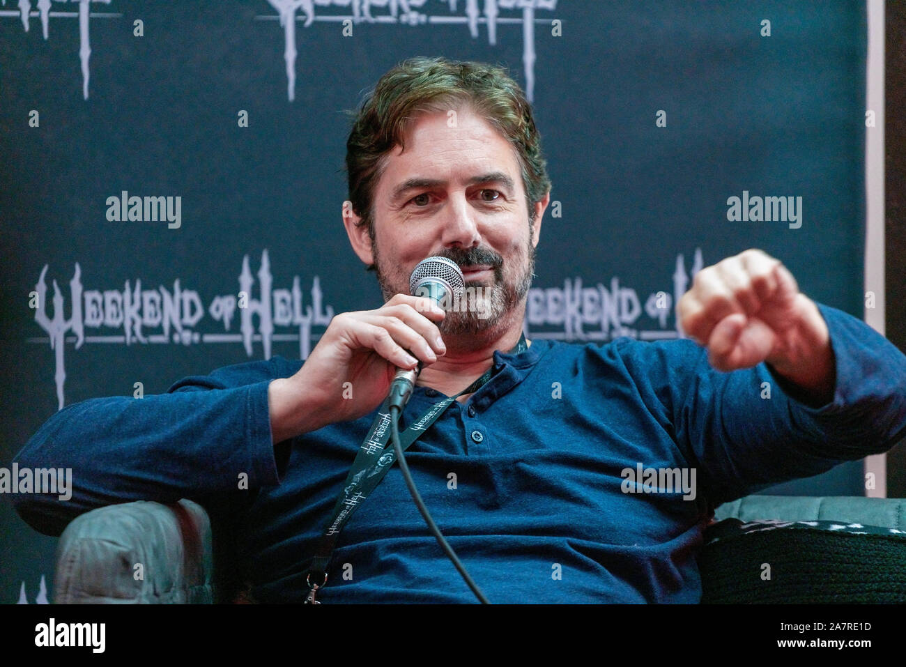 A Düsseldorf Neuss, Germania - 2 Novembre 2019: Zach Galligan (*1964, attore americano - Gremlins) parla delle sue esperienze nel settore cinematografico al fine settimana di Inferno 2019 Foto Stock