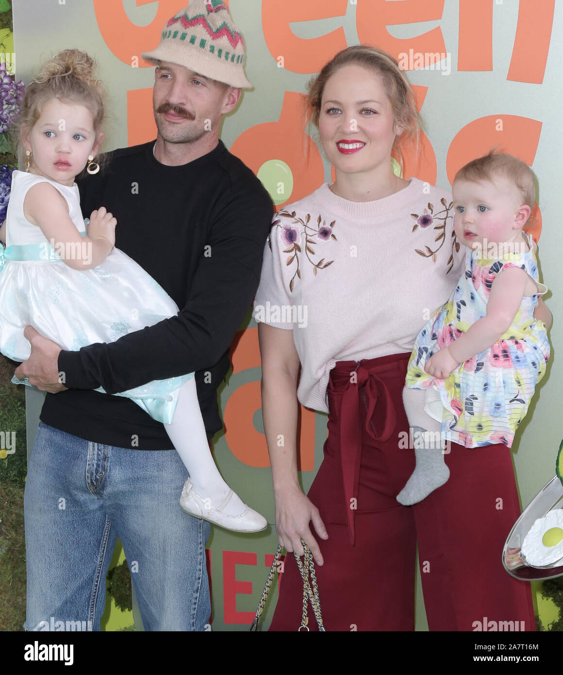 November 3, 2019, USA: 03 Novembre 2019 - Los Angeles, California - Erika Christensen, Cole Maness, Shane Maness, Polly Maness. Premiere di Netflix è ''uova verdi e Prosciutto " tenutasi a Hollywood American Legion. Photo credit: PMA/AdMedia (credito Immagine: © Pma/AdMedia via ZUMA filo) Foto Stock