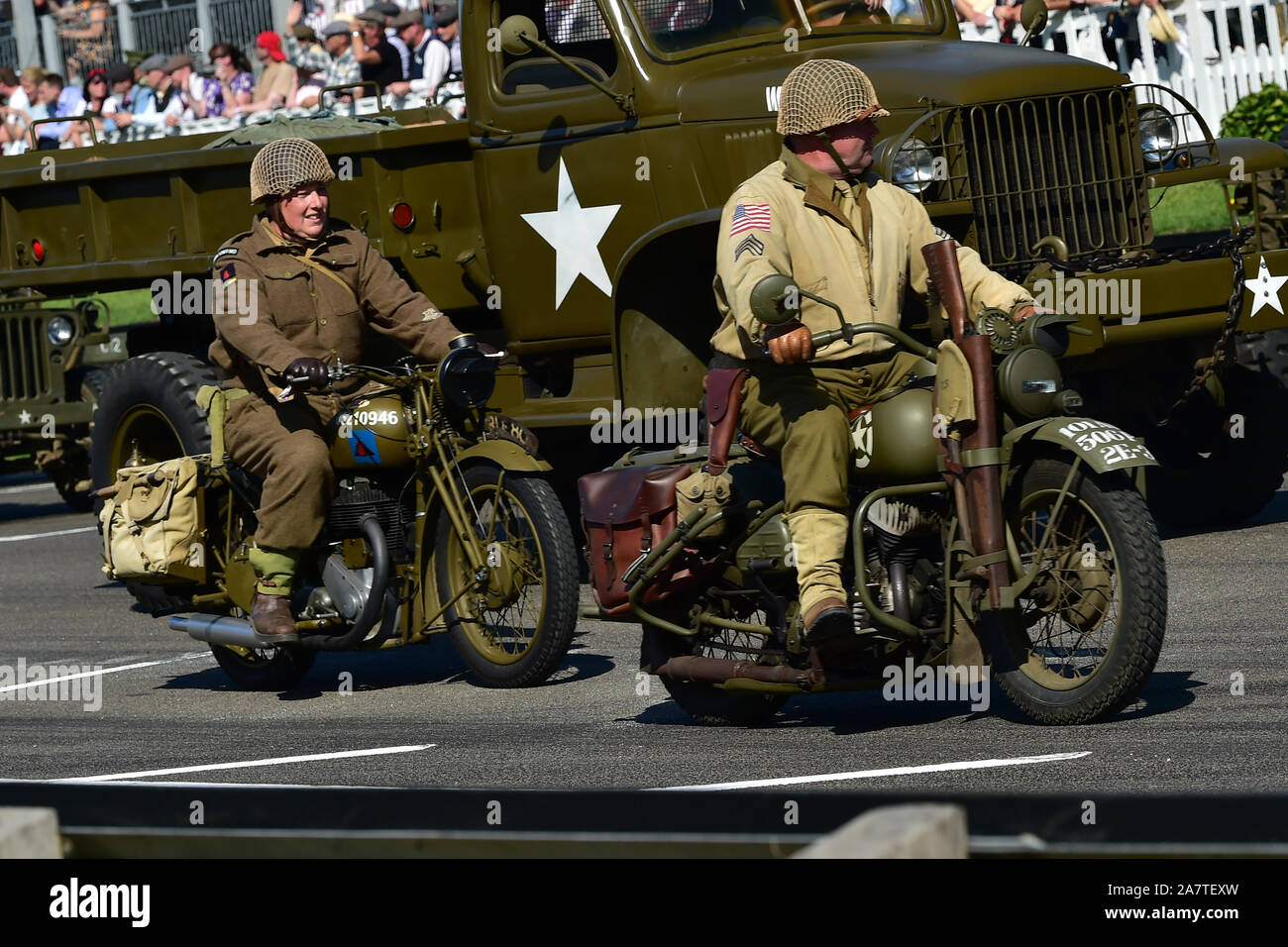 Harley Davidson WLA, il Liberatore, D-Day commemorazione, settantacinquesimo anniversario dello sbarco in Normandia, seconda guerra mondiale, veicoli militari, Goodwood Revi Foto Stock