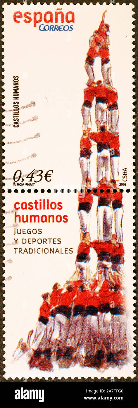 Il castello di umano nel tradizionale festival spagnolo sul francobollo Foto Stock