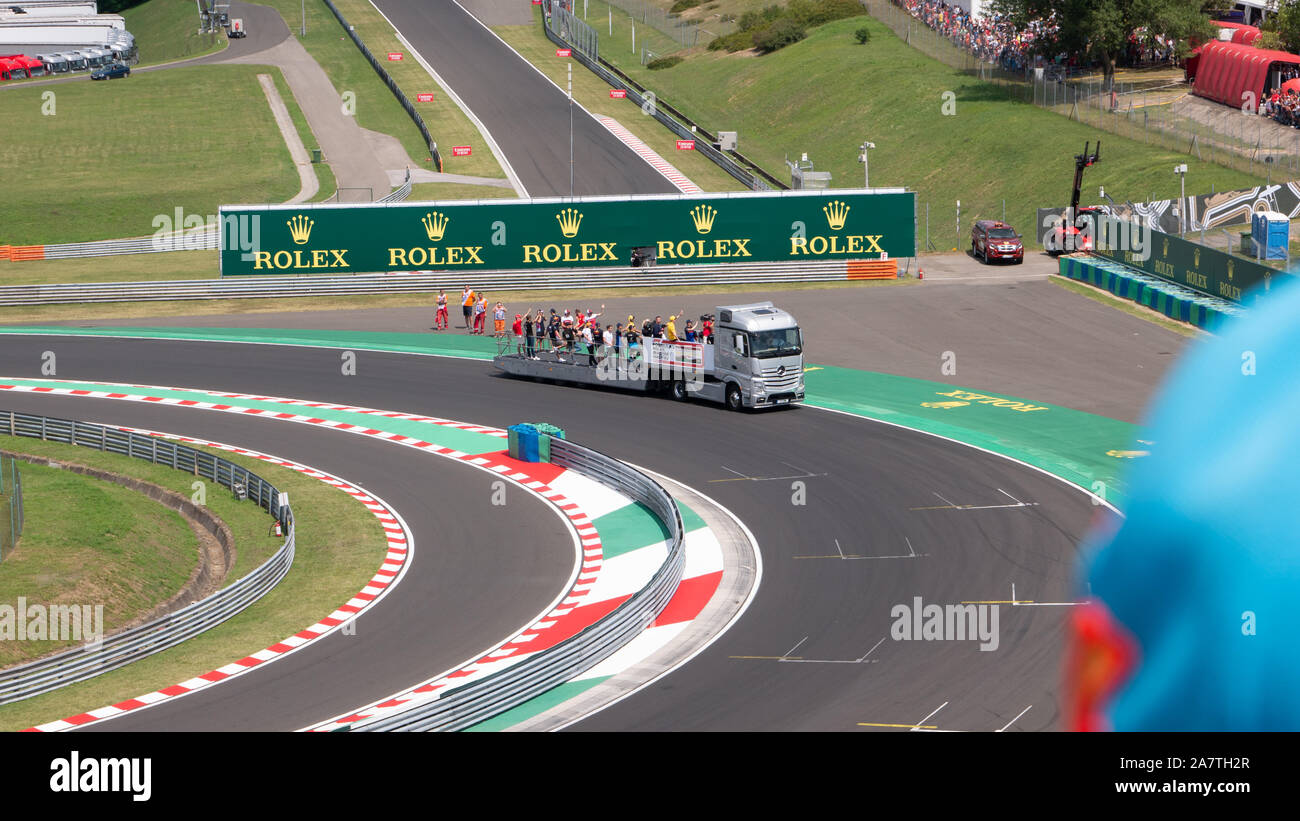 Mogyorod Ungheria 08 04 2019 prendono i piloti di Formula 1 con un carrello su HUNGARORING Foto Stock