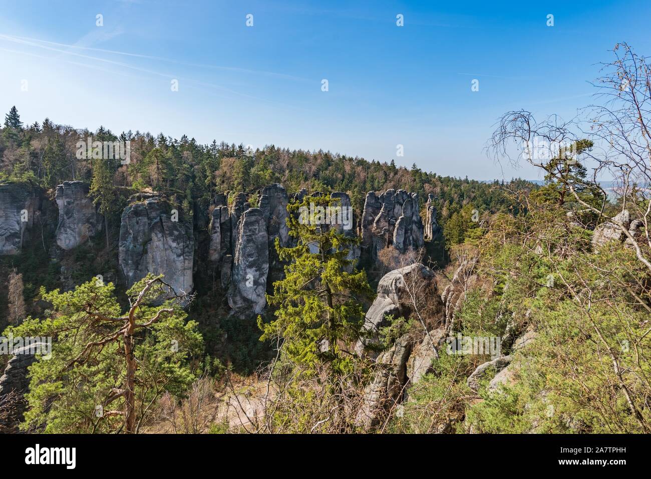 Prenotazione natura Prachovske skaly - gruppo di formazioni di arenaria a 7 km a nord-ovest di Jicin. Boemia CHKO Paradiso. Foto Stock