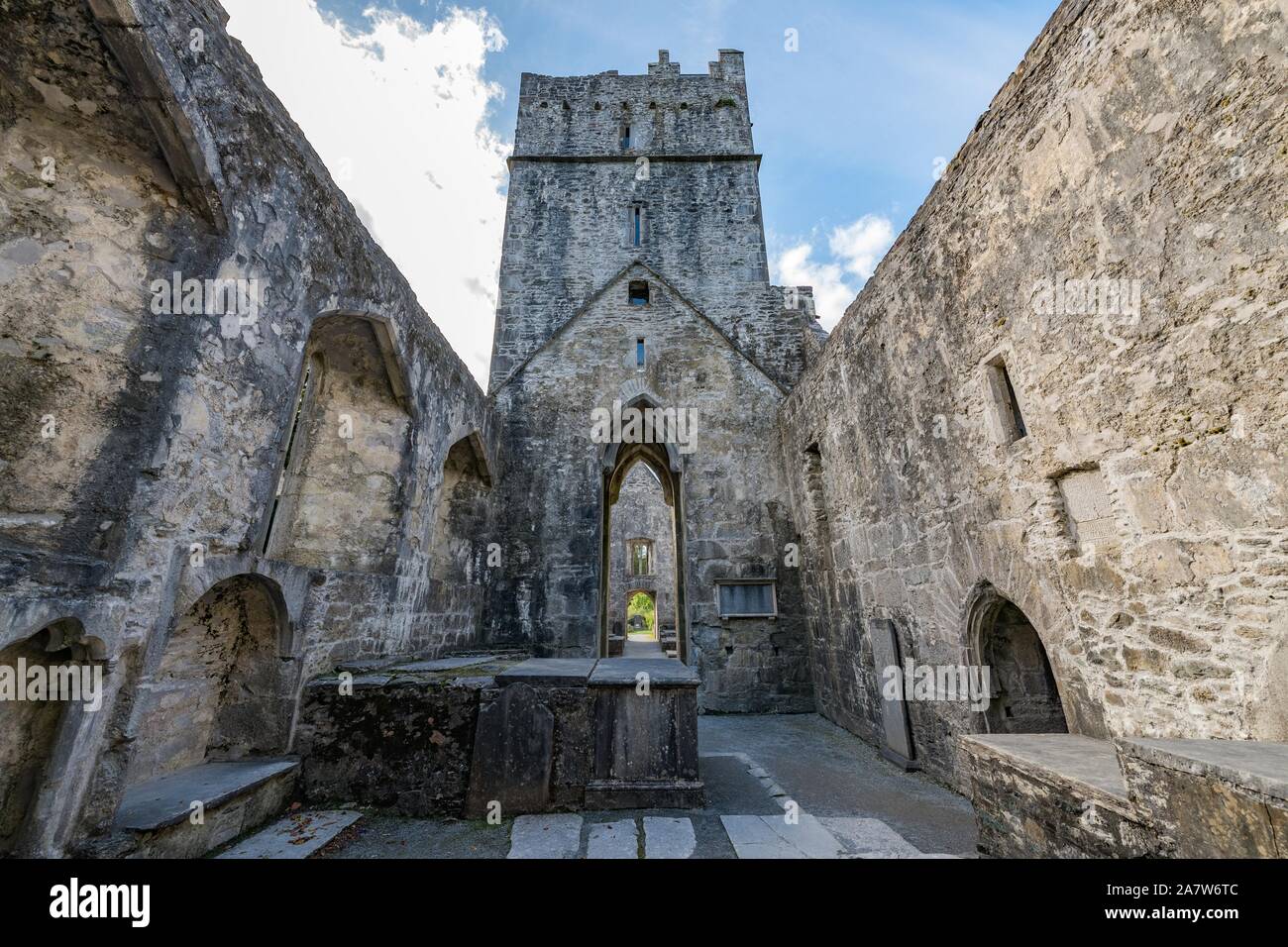 Abbazia Muckross nel Parco Nazionale di Killarney in Irlanda Foto Stock