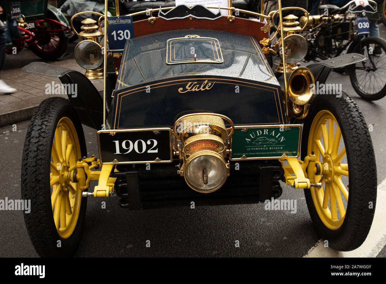 Londra, Regno Unito. Il 2 novembre 2019. Classico e vintage Yale Touring Car 1902 visto in Illinois Route 66 Regent Street Motor Show 2019. Credito: Joe Kuis / Alamy News Foto Stock