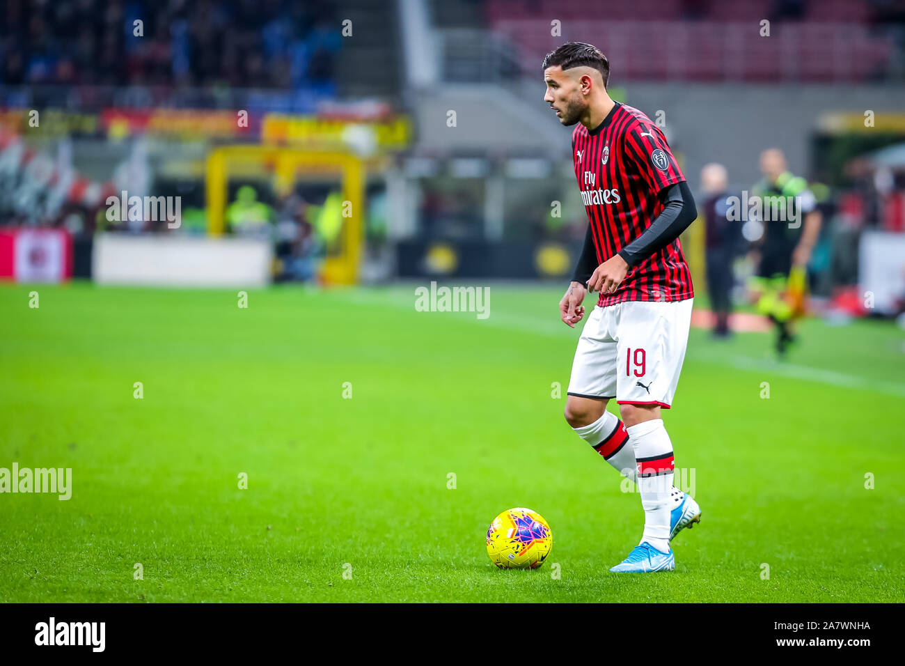 Theo Hernandez (Milan) durante l'AC Milan vs S.S. Lazio, Milano, Italia, 03 Nov 2019, Calcio Calcio italiano di Serie A del campionato Gli uomini Foto Stock