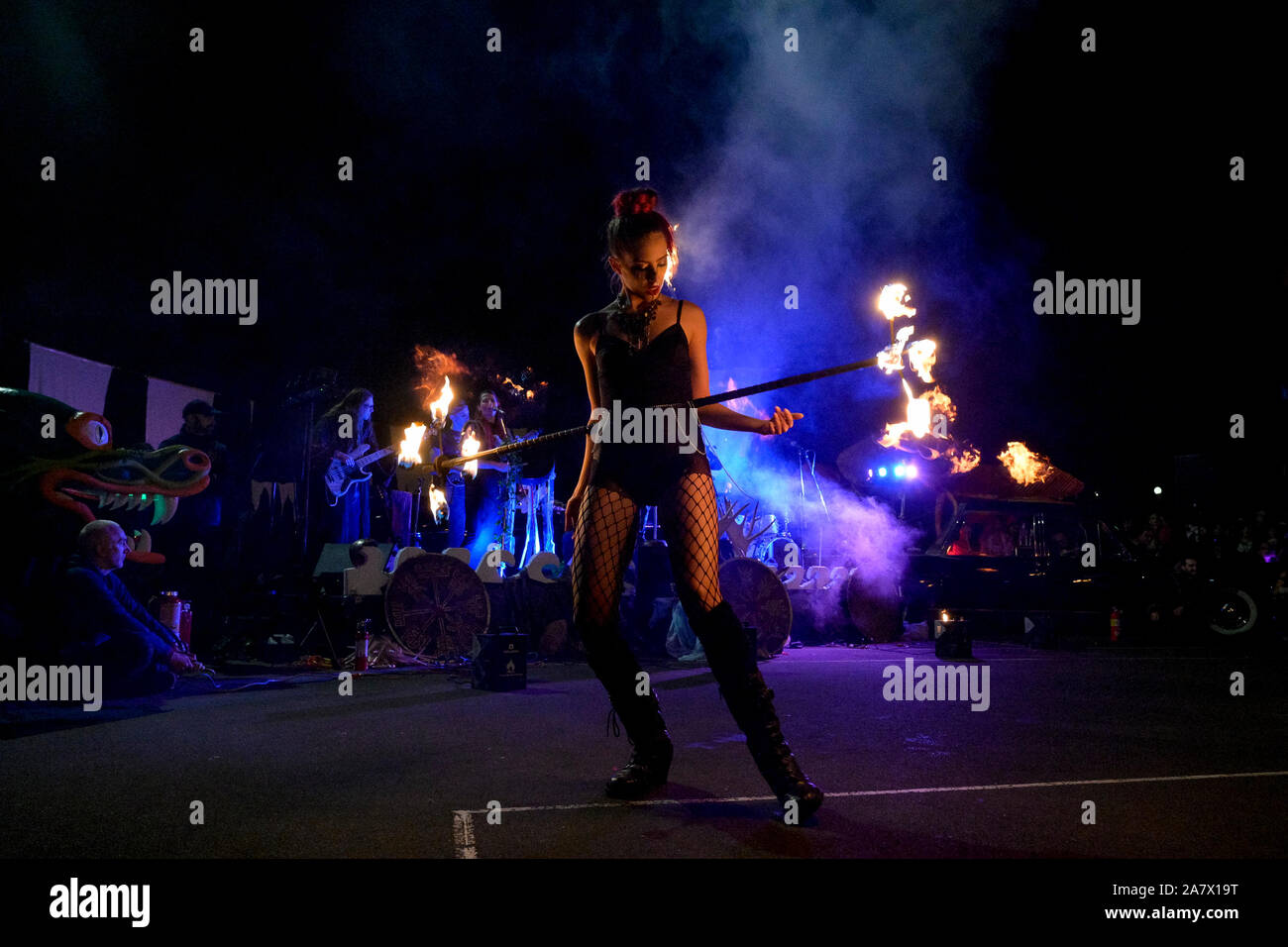 Parade of Lost Souls, Fire show, Vancouver, British Columbia, Canada Foto Stock