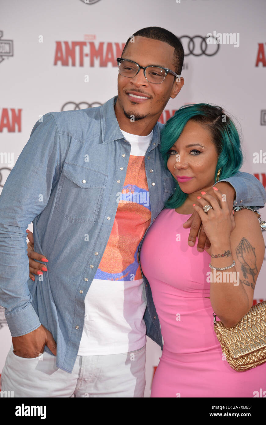 LOS ANGELES, CA - Giugno 29, 2015: Attore Tip 'T.I' Harris & moglie Tameka 'Tiny' Cottle presso la premiere mondiale del suo film 'Ant-Man" presso il Teatro di Dolby, Hollywood. © 2015 Paul Smith / Featureflash Foto Stock