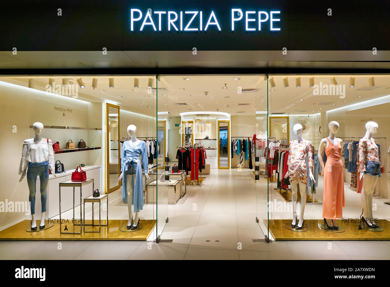 Abiti patrizia sales pepe 2019