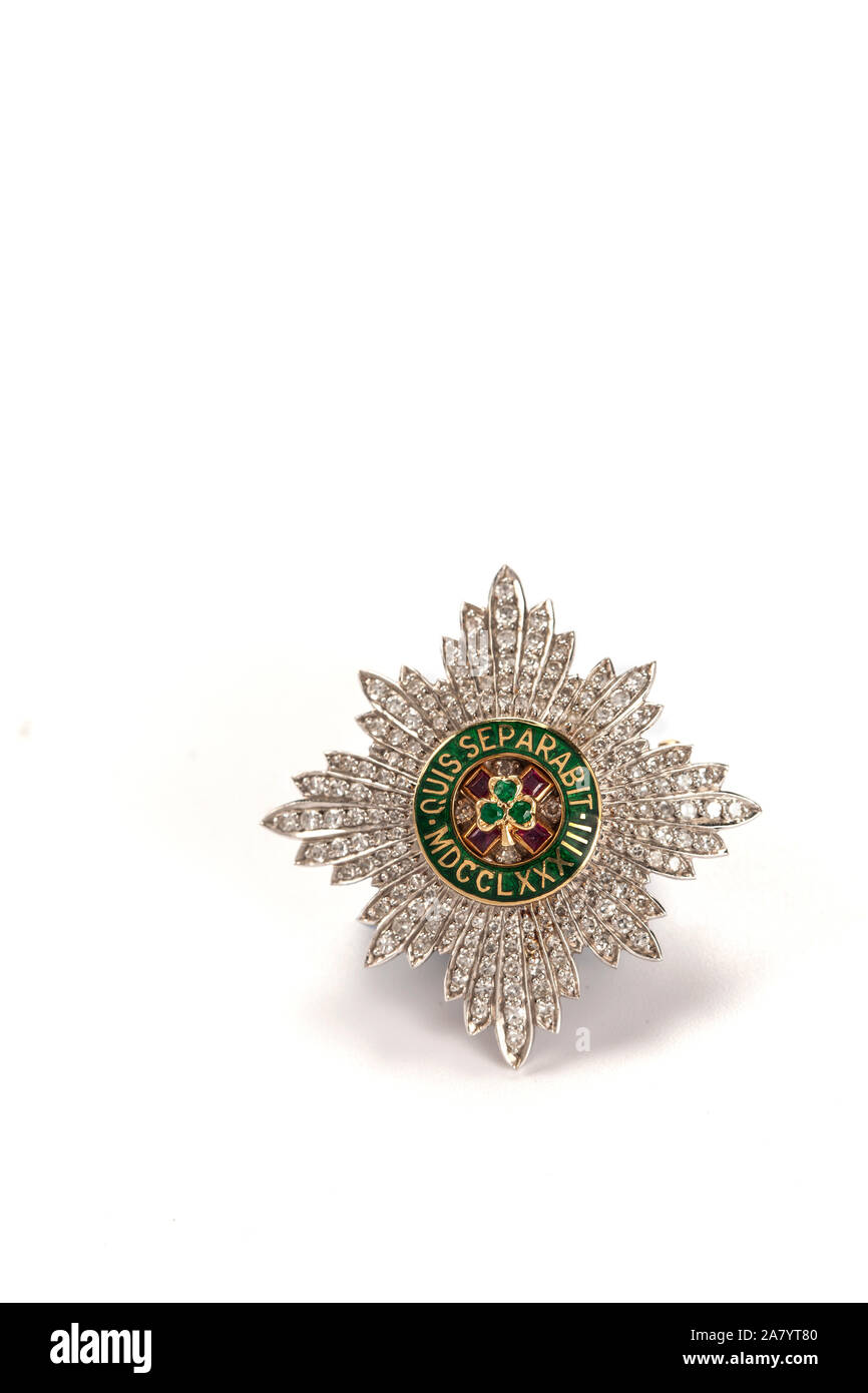 25/50/100/200 Pezzi Piccoli San Patrizio Trifoglio Spille Da - Foto 9