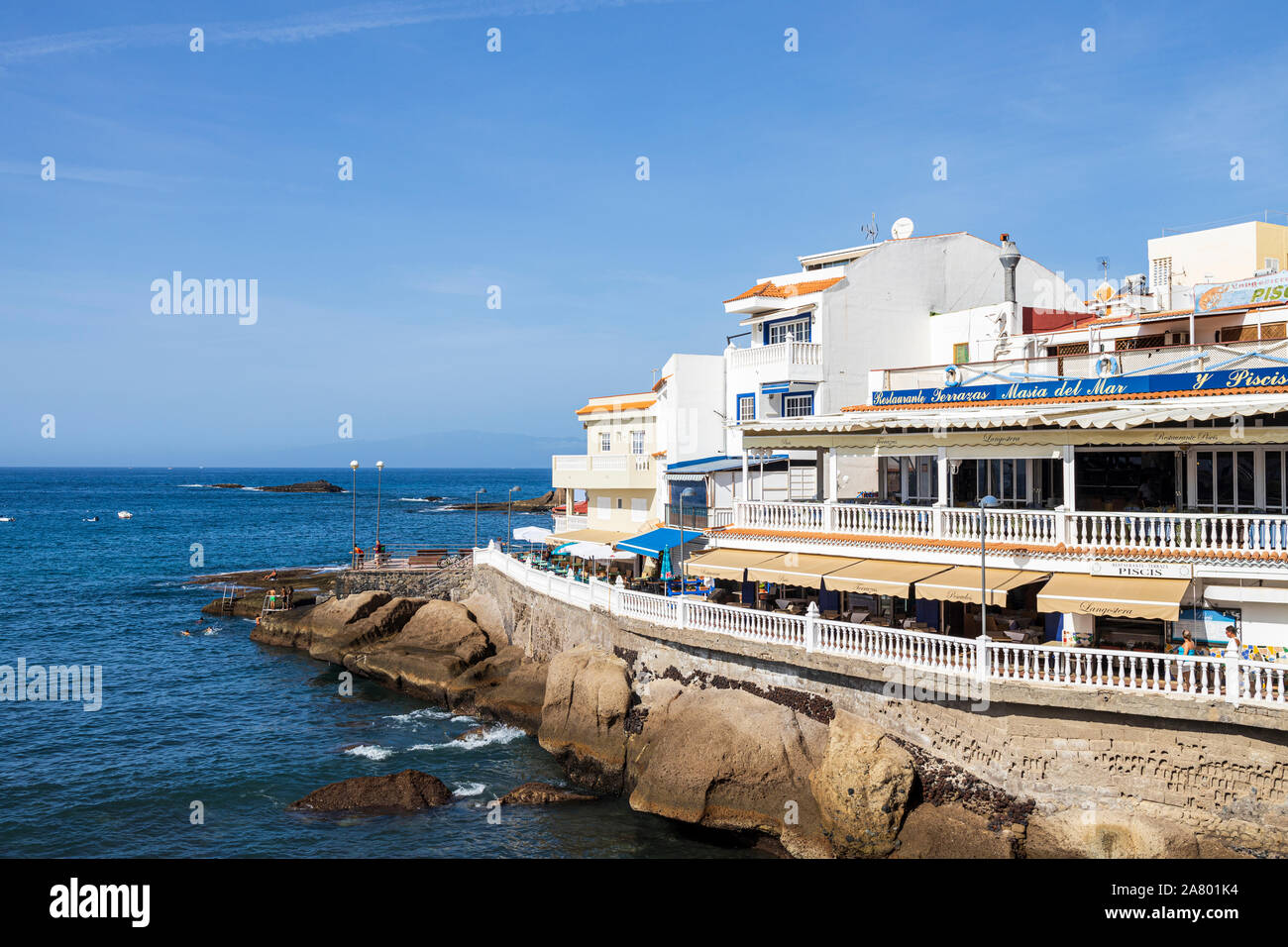 Piscis e La Masia del Mar ristoranti sul lungomare di La Caleta, Costa Adeje, Tenerife, Isole Canarie, Spagna Foto Stock