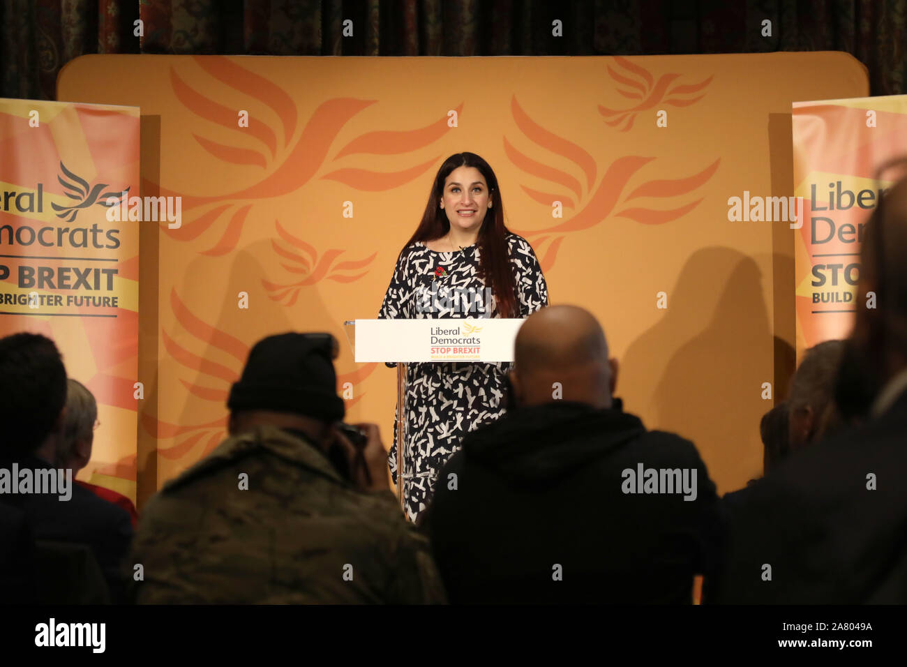 London / UK - 5 Novembre 2019: i liberali democratici MP Luciana Berger al lancio del partito 2019 campagna elettorale presso l'Istituto degli Ingegneri Civili Foto Stock