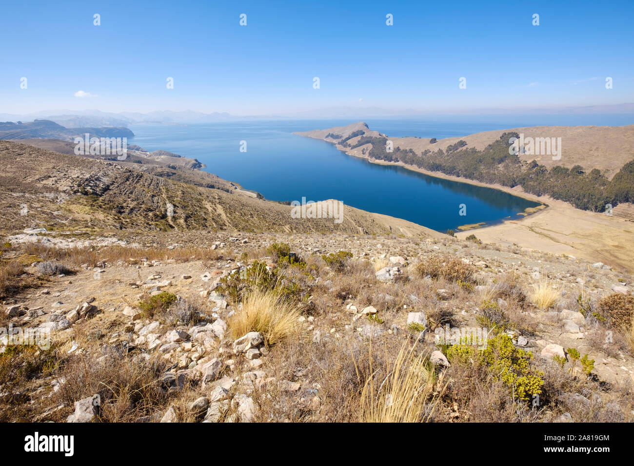 Vista panoramica della Challa comunità nel lato nord dell' isola del sole nel Lago Titicaca, Bolivia Foto Stock