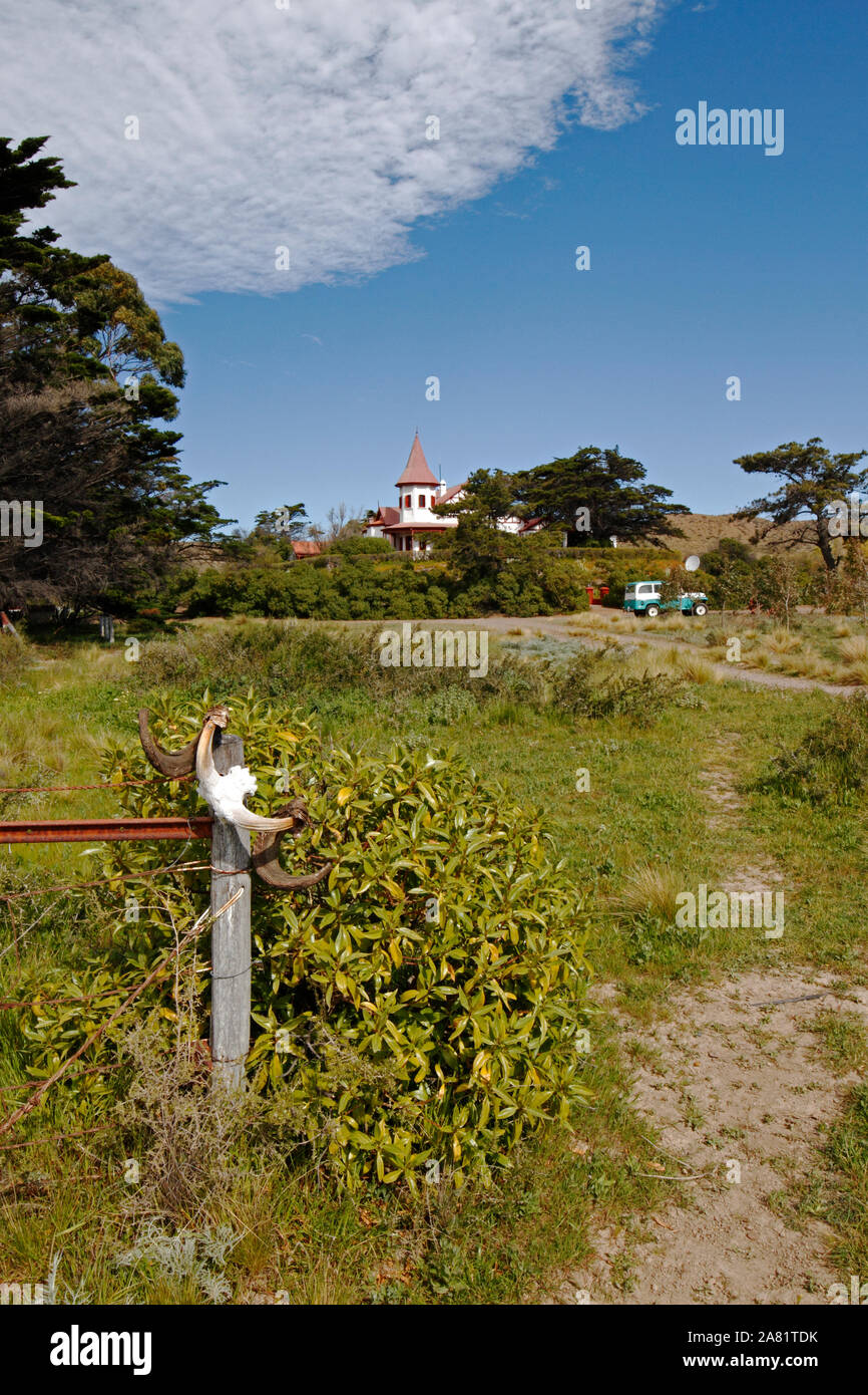 El Pedral lodge, vicino a Puerto Madryn , Chubut Provincia, Patagonia, Argentina. Santuario del pinguino globale della società. Esterno Foto Stock