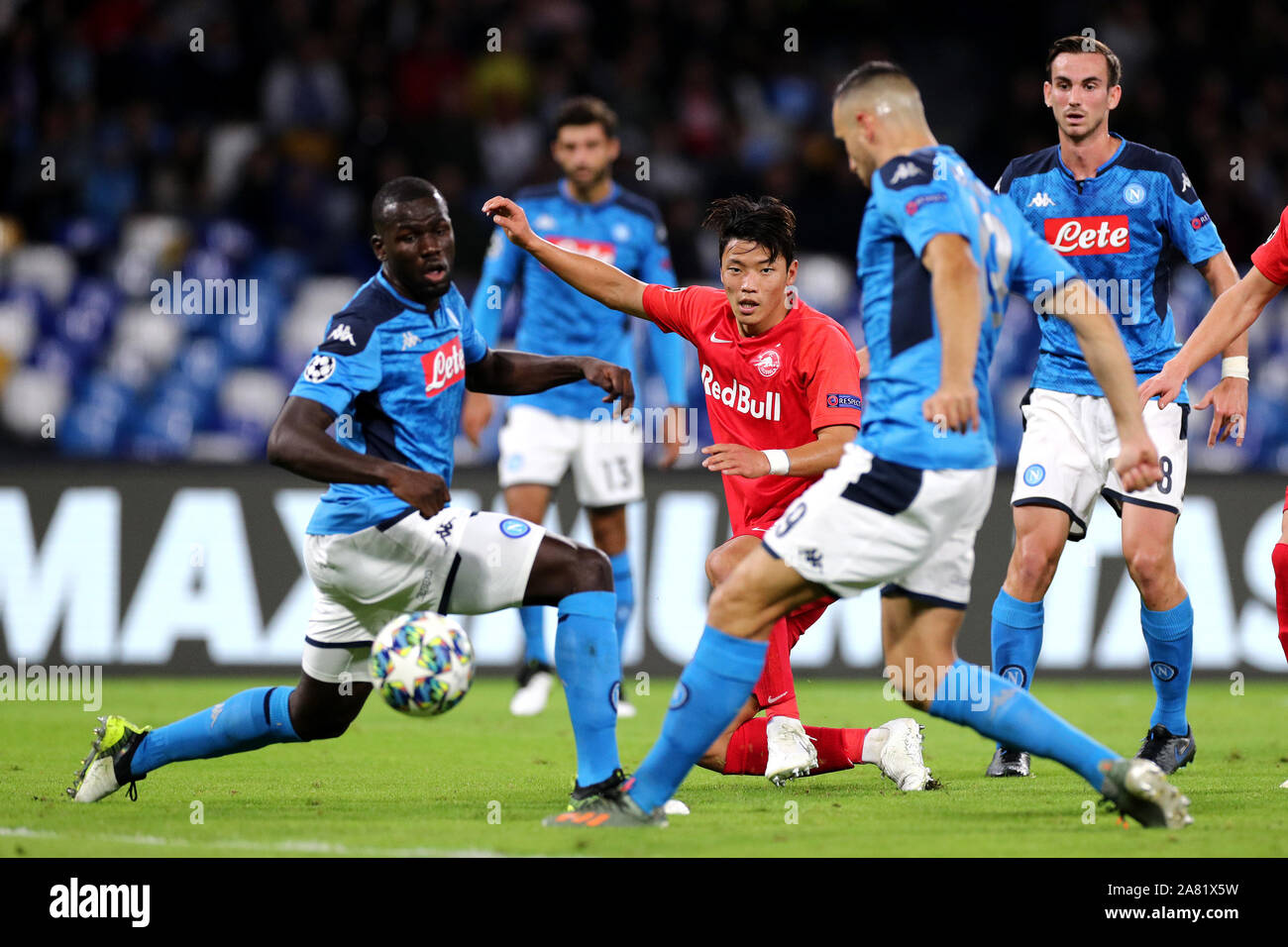 Possibilità per il suo Chan Hwang di FC Salisburgo Napoli 05-11-2019 Stadio San Paolo Calcio Champions League 2019/2020 GRUPPO E SSC Napoli - FC Salzburg Phot Foto Stock