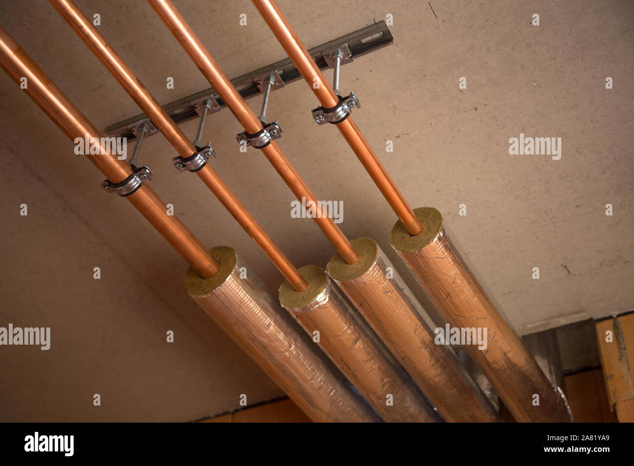 Alta temperatura di isolamento della tubazione per il solare caldo-acqua sistemi Foto Stock