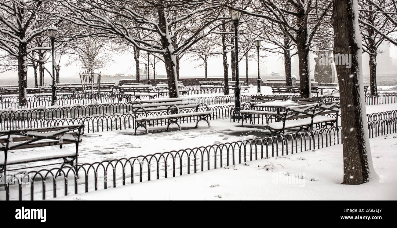 Battery Park, Manhattan, NY nella neve Foto Stock