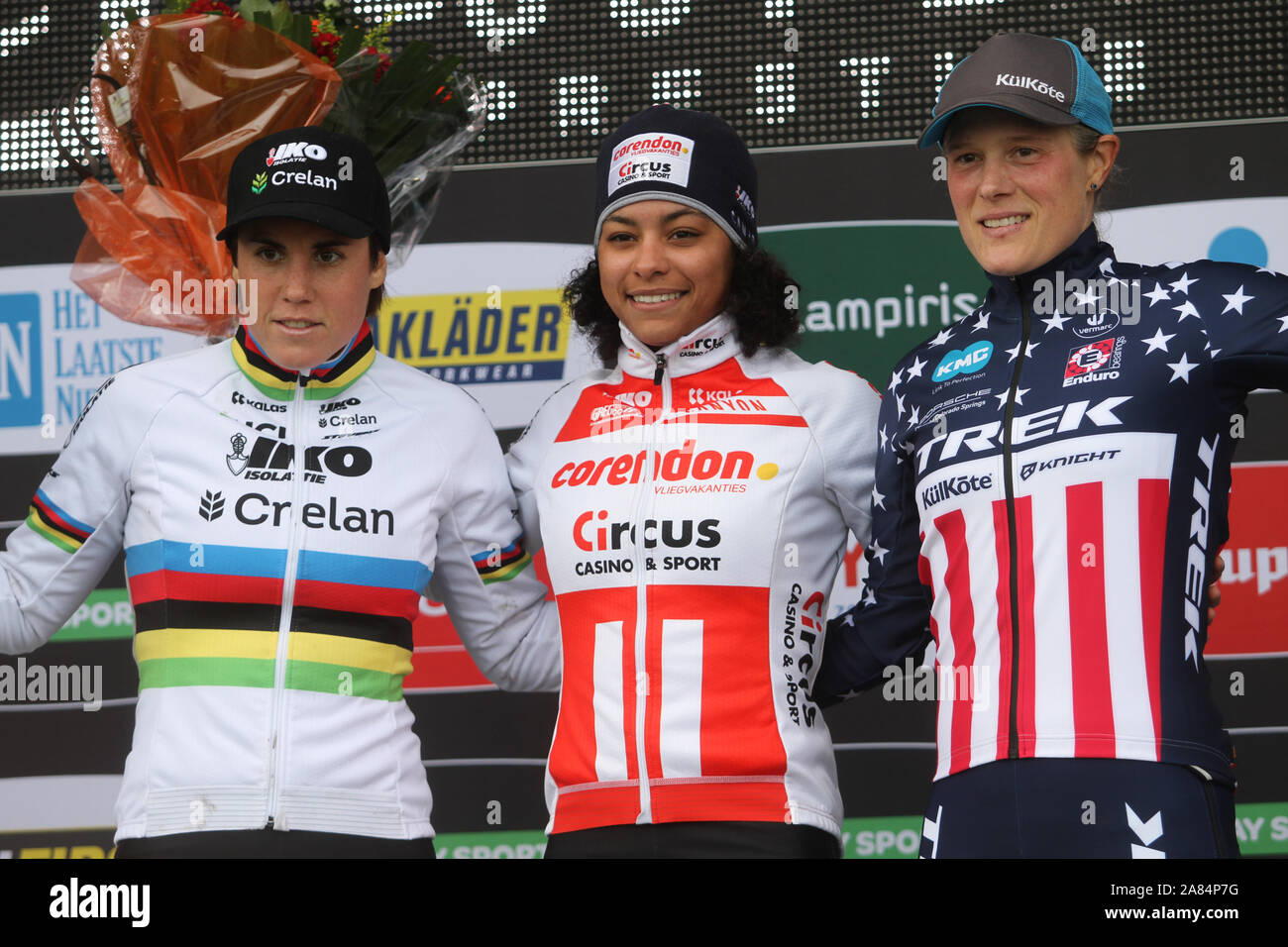 3 novembre 2019 Ruddervoorde, Belgio Cyclocross SuperPrestige Ruddervoorde Ceylin del Carmen Alvardo vince la 3 a gara SuperPrestige a Ruddervoorde. 2° Sanne Cant e 3° Kathy Compton Foto Stock