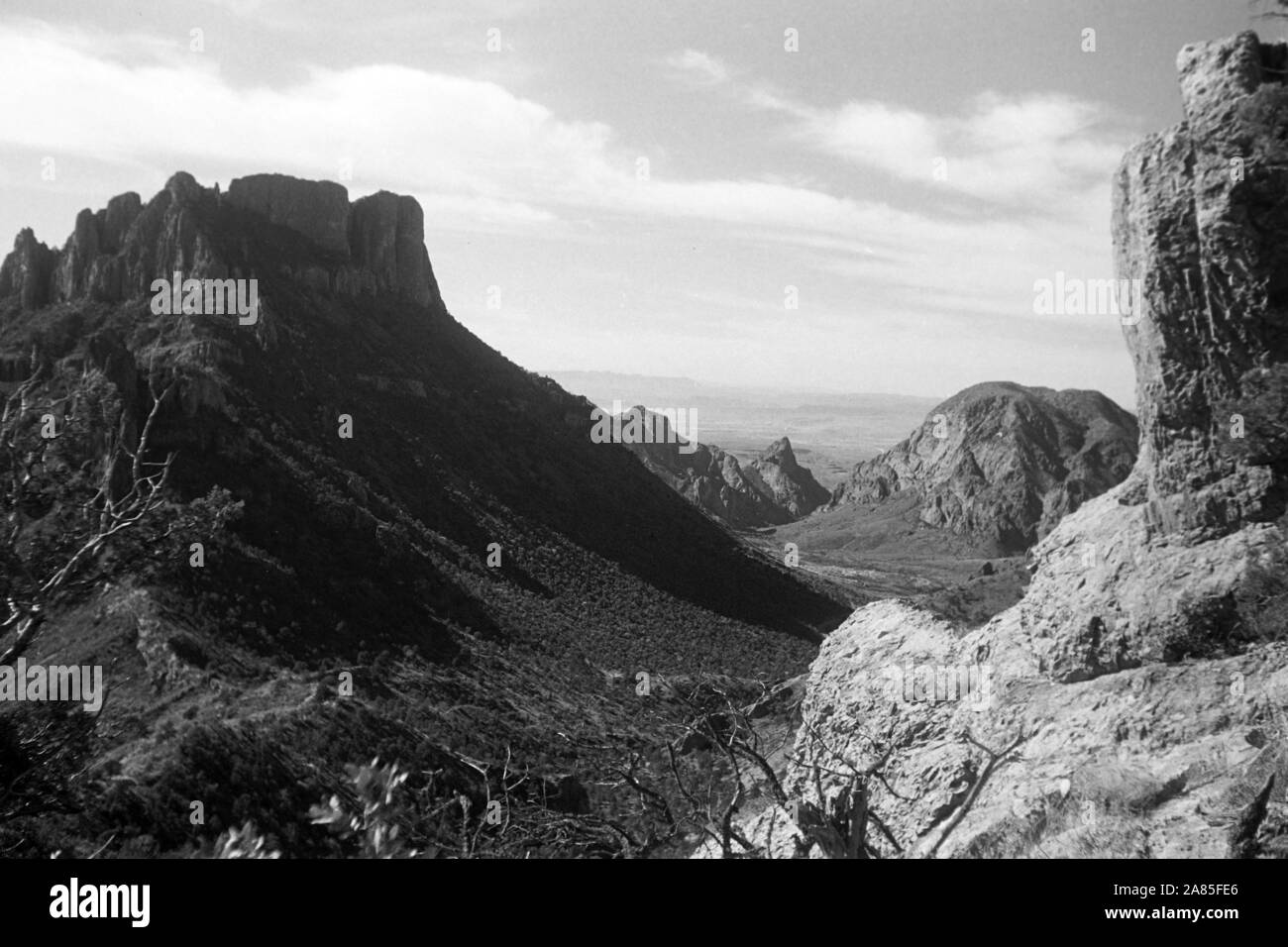 Wanderung im Big Bend Nationalpark, Texas, Stati Uniti d'America, 1950er. Escursioni a piedi attraverso il parco nazionale di Big Bend, Texas, Stati Uniti d'America, 1950s. Foto Stock