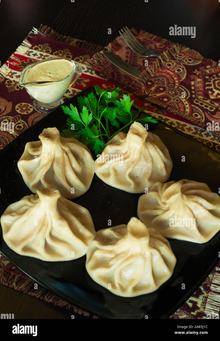 Il khinkali - georgiano cucina nazionale Foto Stock