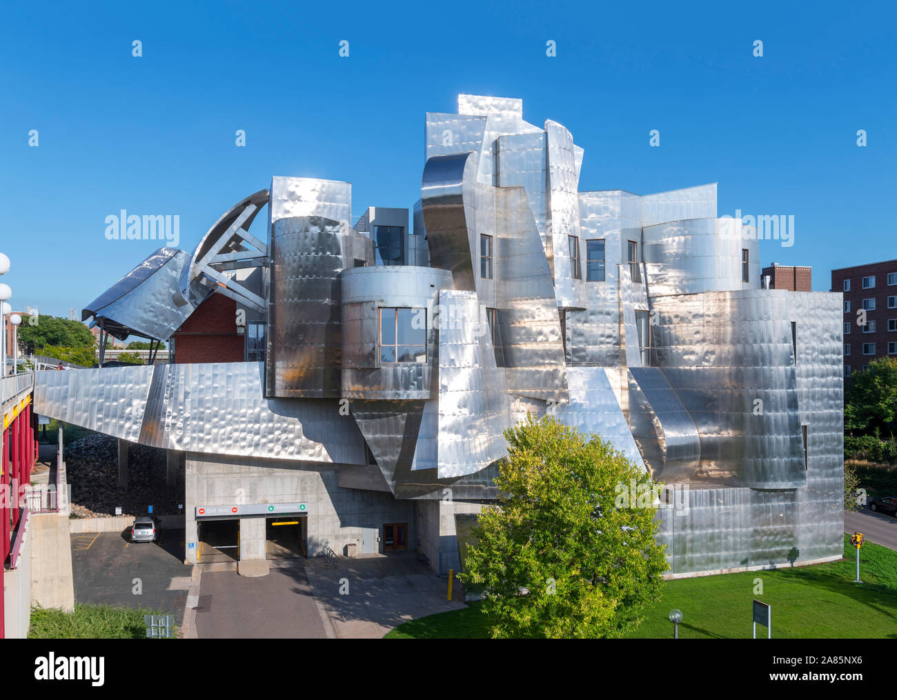 Il Frank Gehry progettato Weisman Art Museum sul campus della University of Minnesota a Minneapolis, Minnesota, Stati Uniti d'America Foto Stock