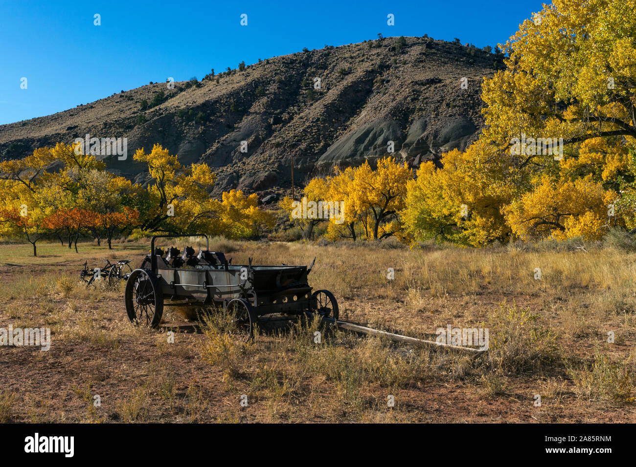 Il vecchio in legno rustico carro agricolo in Fruita distretto di Capital Reef National Park Foto Stock