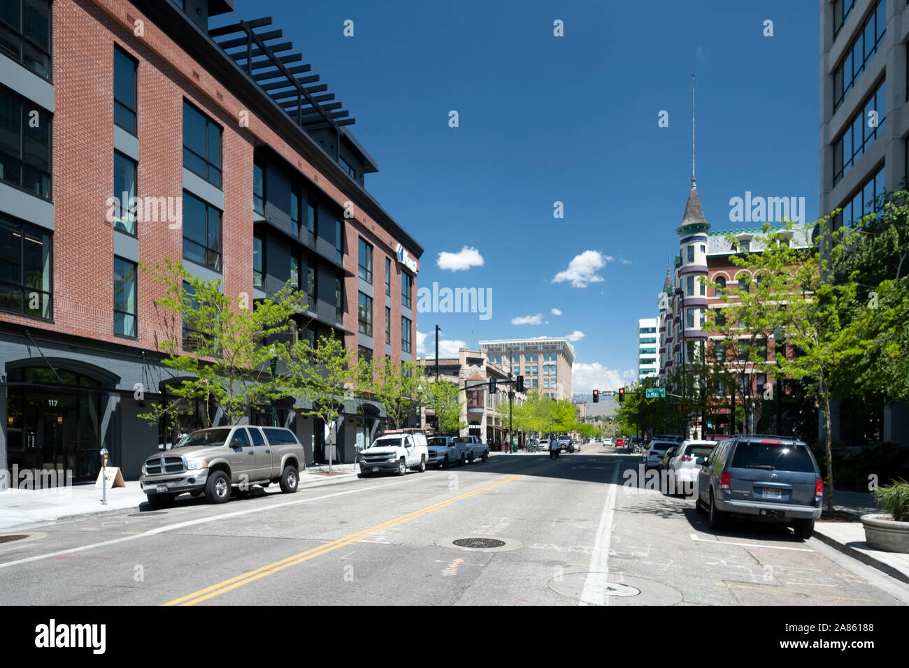 Visualizzare fino 10th Street nel centro di Boise, Idaho Foto Stock
