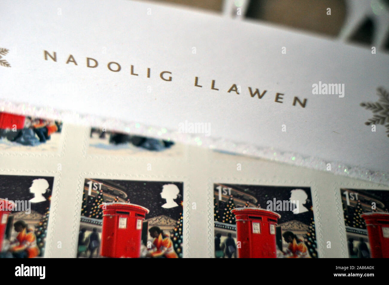 Nadolig Llawen, Buon Natale, lingua gallese Natale saluti Card - saluti della stagione Foto Stock