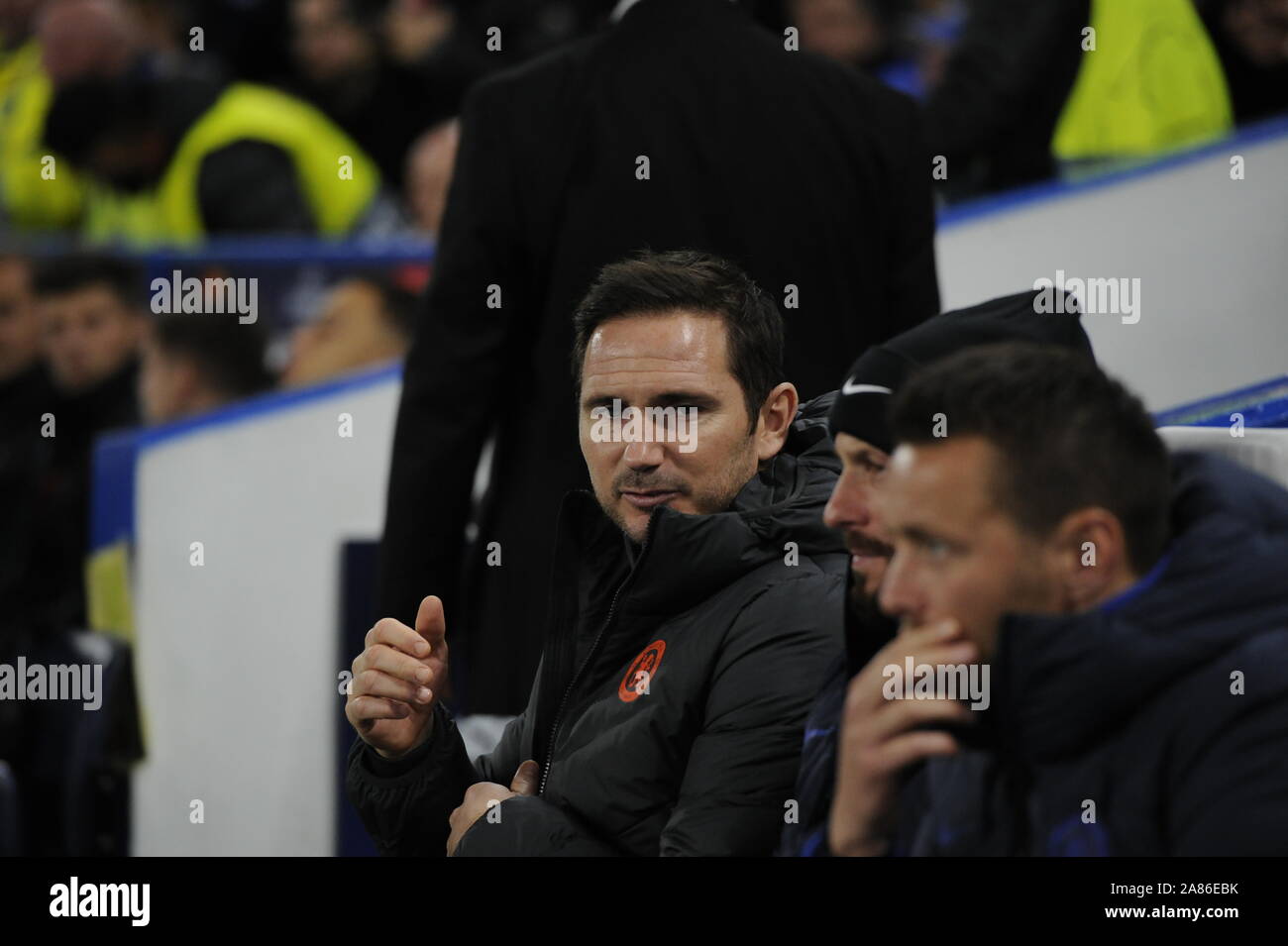 Londra, Regno Unito. Novembre 05 Chelsea manager Frank Lampard durante la Champion League Gruppo H tra Chelsea e Alax presso la Stanford Bridge Stadium Foto Stock