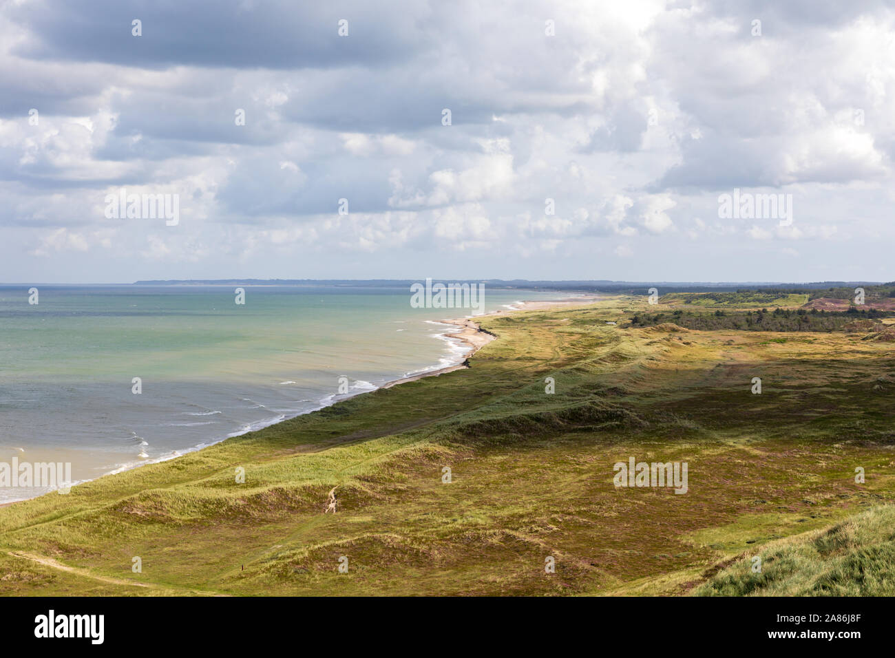 Danese costa ovest e il paesaggio di dune visto da Bulbjerg; Jammerbugt, Danimarca Foto Stock