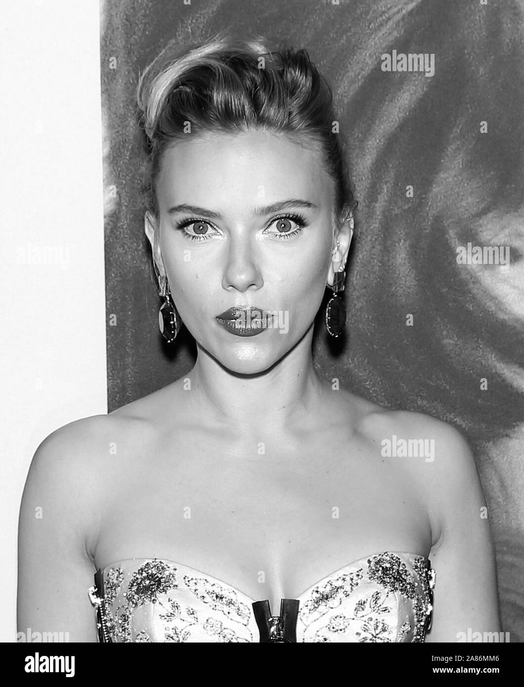 Los Angeles, CA - Novembre 05, 2019: Scarlett Johansson assiste la premiere di Netflix's 'Matrimonio Story' alla DGA Theatre Foto Stock