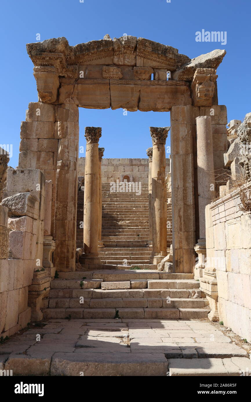 Porta della Cattedrale, Jerash, Governatorato di Jerash, Giordania, Medio Oriente Foto Stock