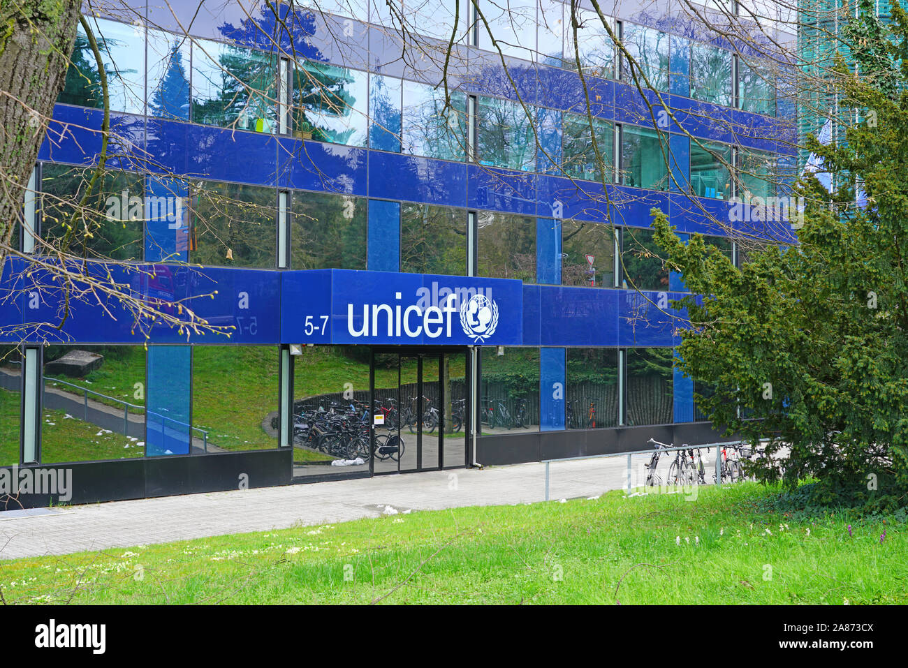 Ginevra, Svizzera - 5 APR 2019- vista esterna della sede Unicef edificio, un organizzazione internazionale con sede a Ginevra, Svizzera. Foto Stock