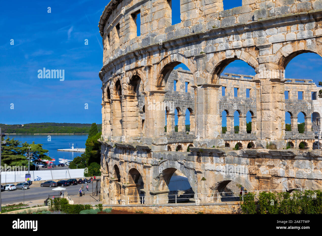 Arena di Pola, in Croazia. Rovine del meglio conservato anfiteatro romano. UNESCO - Sito Patrimonio dell'umanità. Immagine Foto Stock