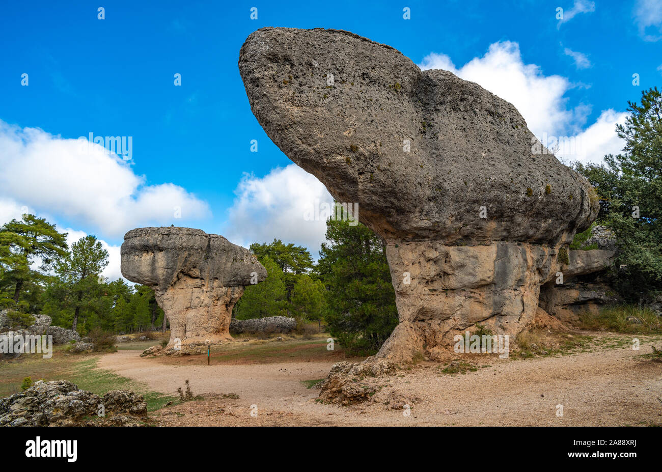 Uniche formazioni rocciose in La Ciudad Encantada o città incantata parco naturale vicino a Cuenca, Castilla la Mancha, in Spagna Foto Stock