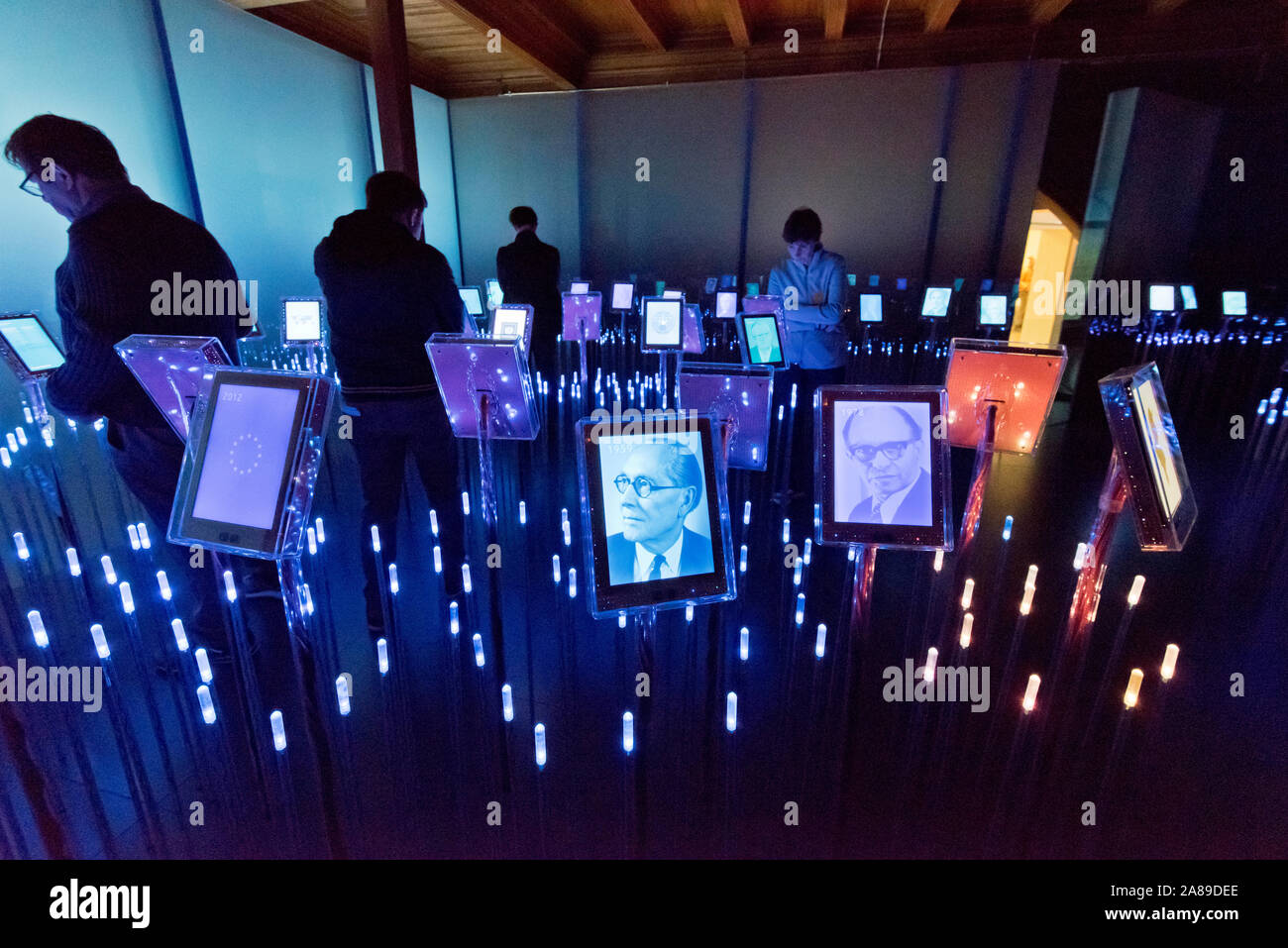 Il Premio Nobel per la pace nel centrale quartiere Bjorvika. Oslo, Norvegia Foto Stock