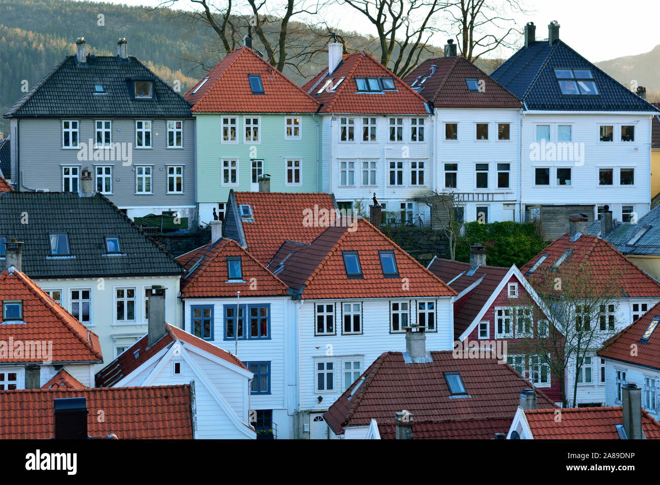 Bergen Città Vecchia al crepuscolo. Norvegia Foto Stock